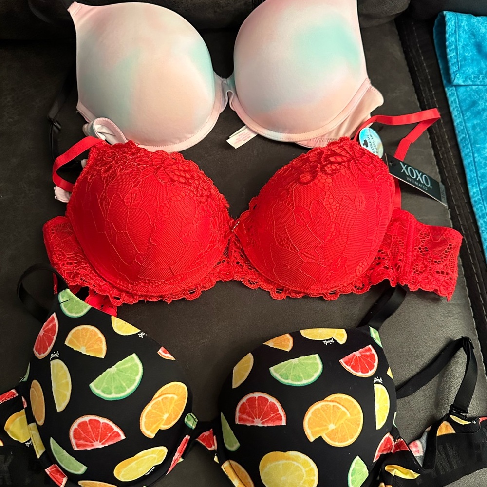 Victoria secret and XOXO bra bundle